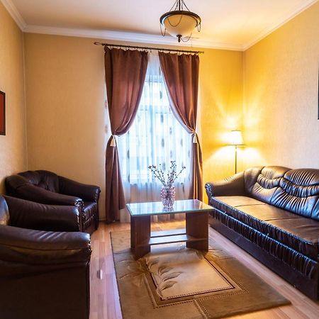 Hotel Europa ทาร์กู จิอู ภายนอก รูปภาพ