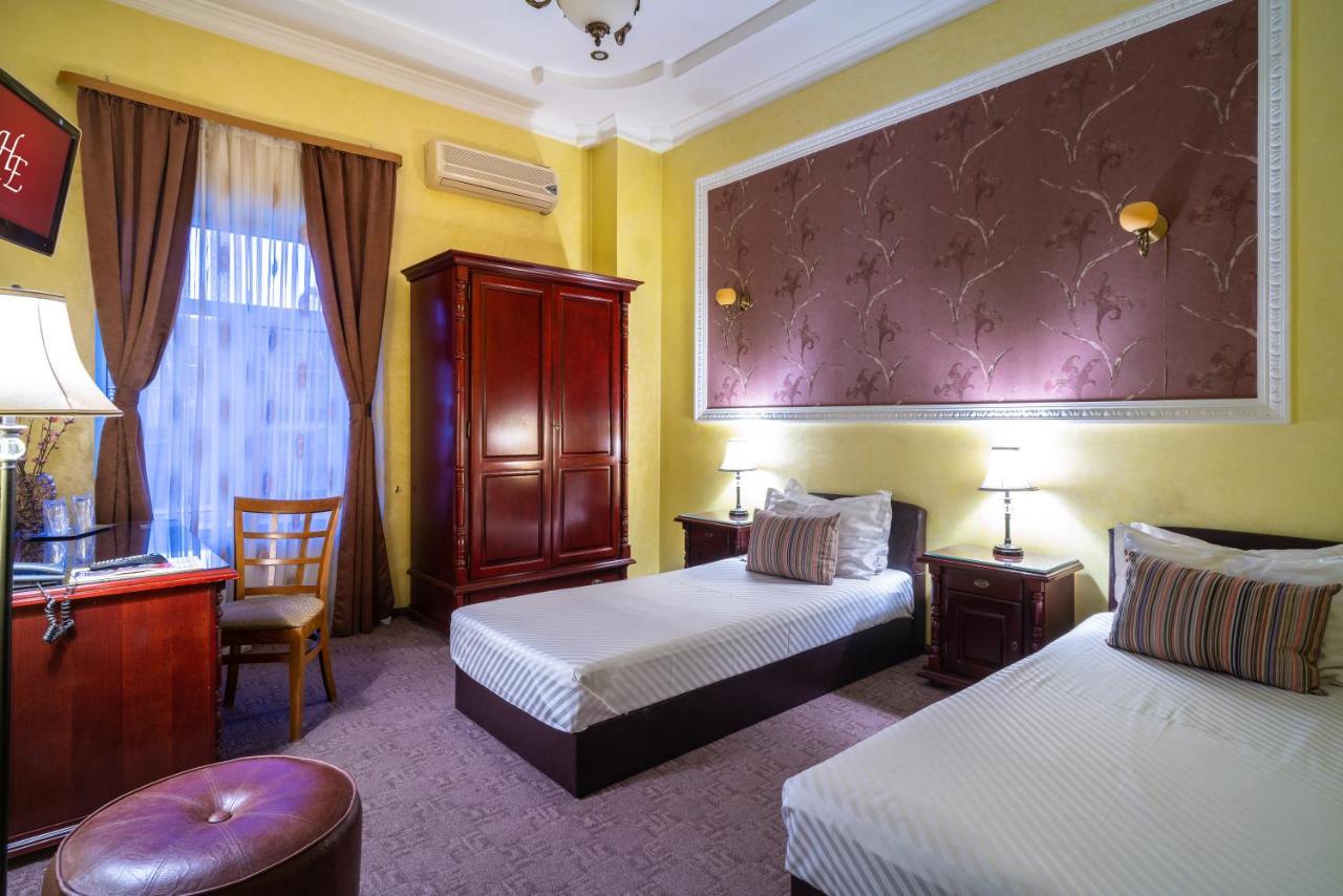 Hotel Europa ทาร์กู จิอู ภายนอก รูปภาพ
